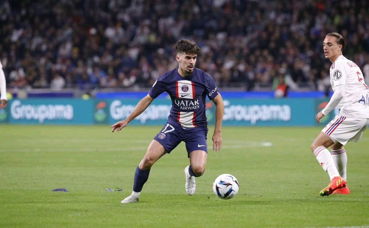 骆建佑VS 骆建佑VS