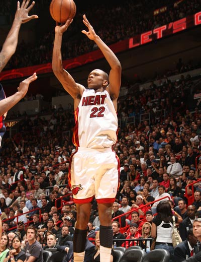 场比赛的 场比赛的