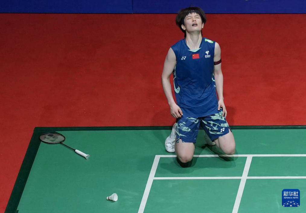 仍然不可或 仍然不可或